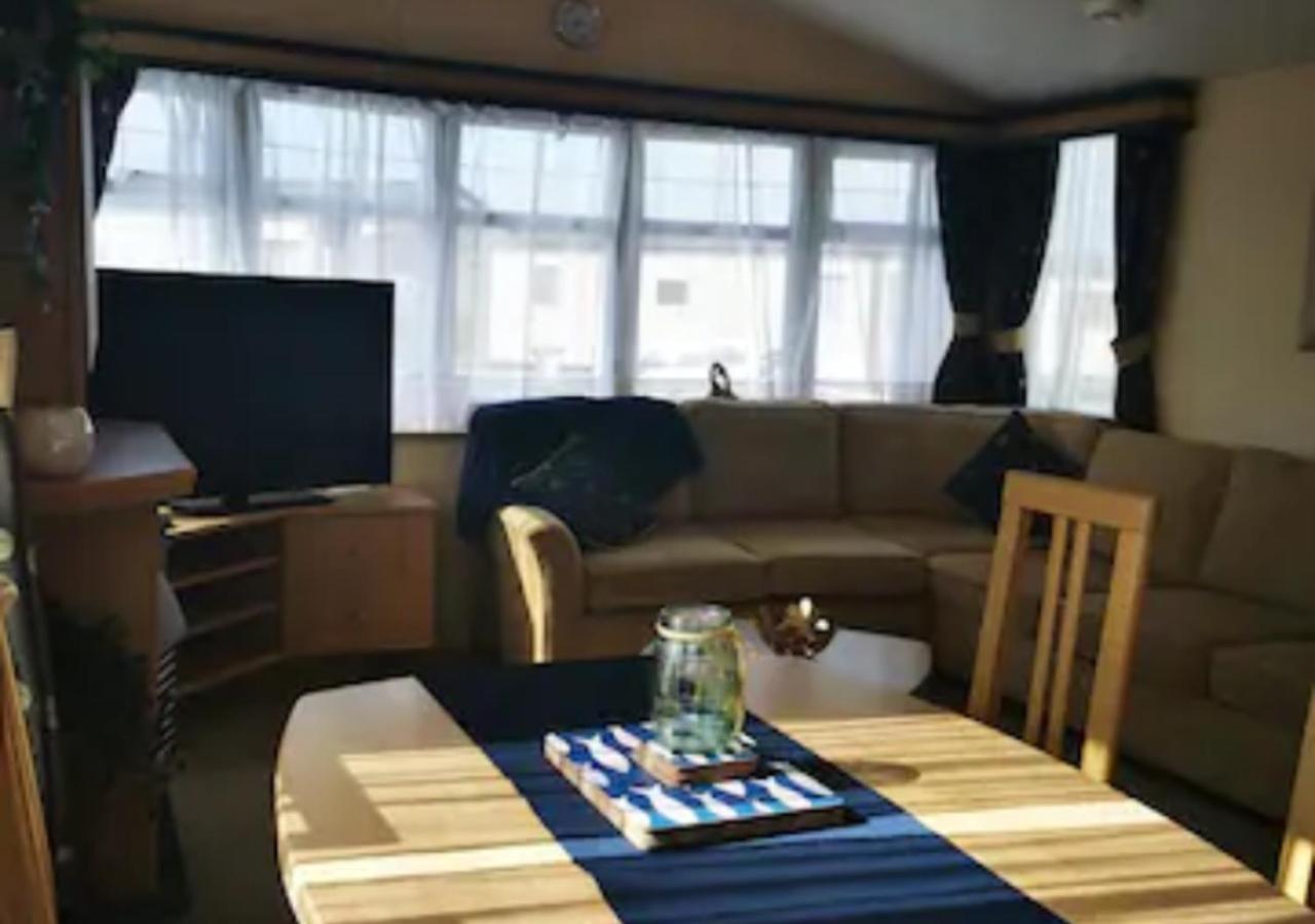 Tranquil 6 Berth Luxury Holiday Home Чичестер Экстерьер фото